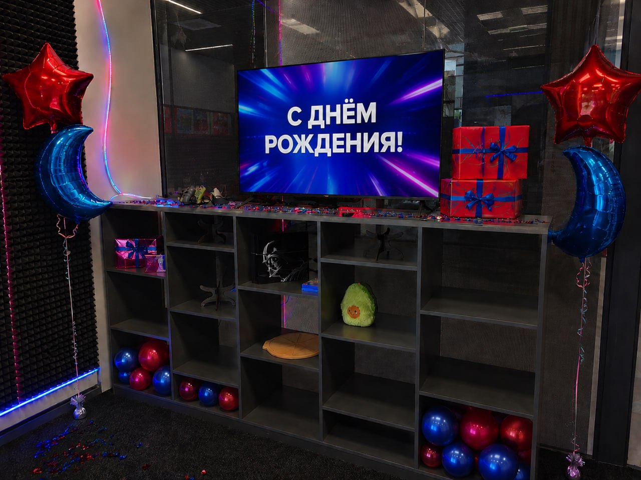 PlayStation 4 в лаунж-зоне